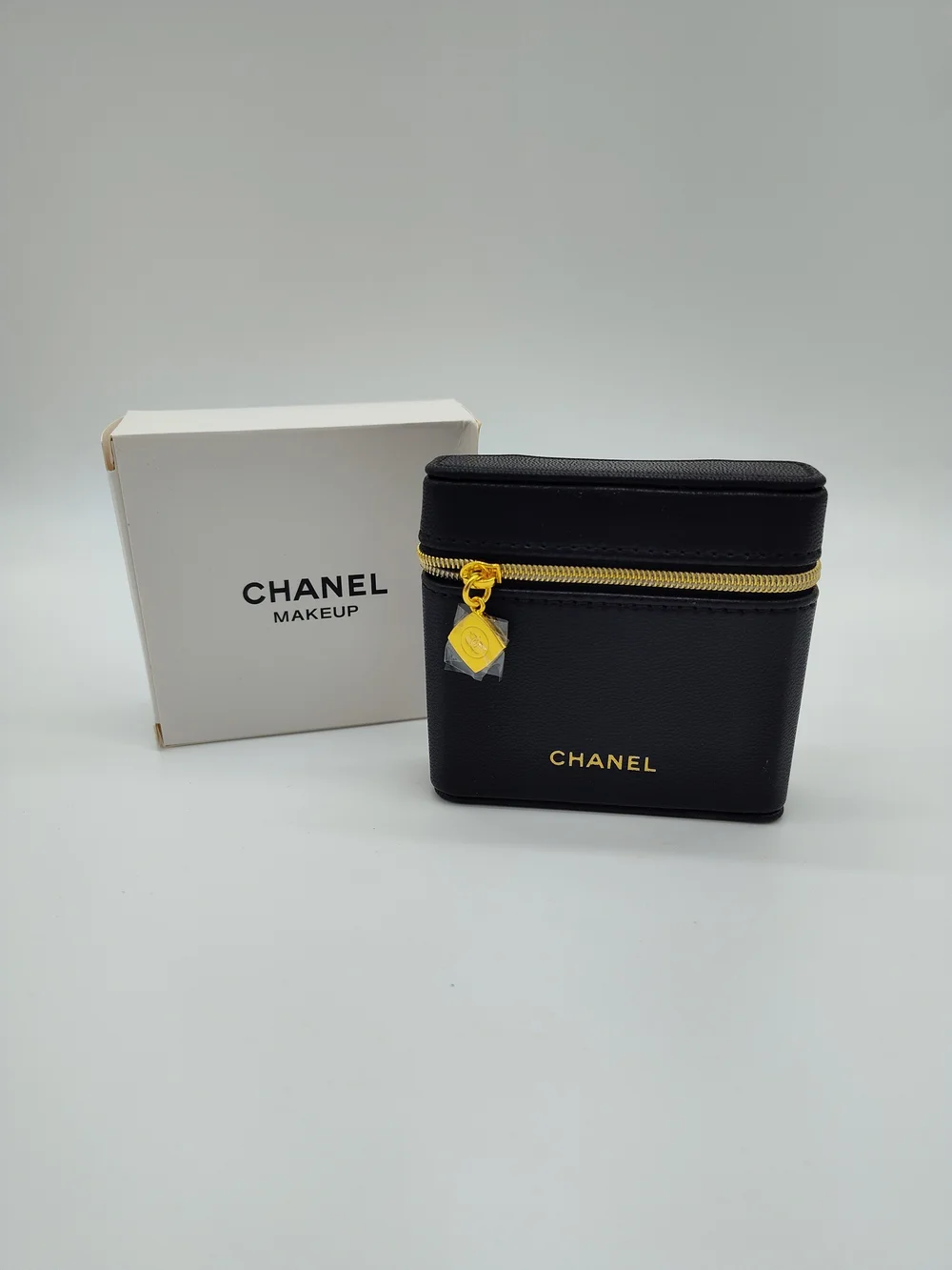 CHANEL MAKEUP PROMO Black Lipstick Case Storage Organizer Mirror Gold Zip NIB